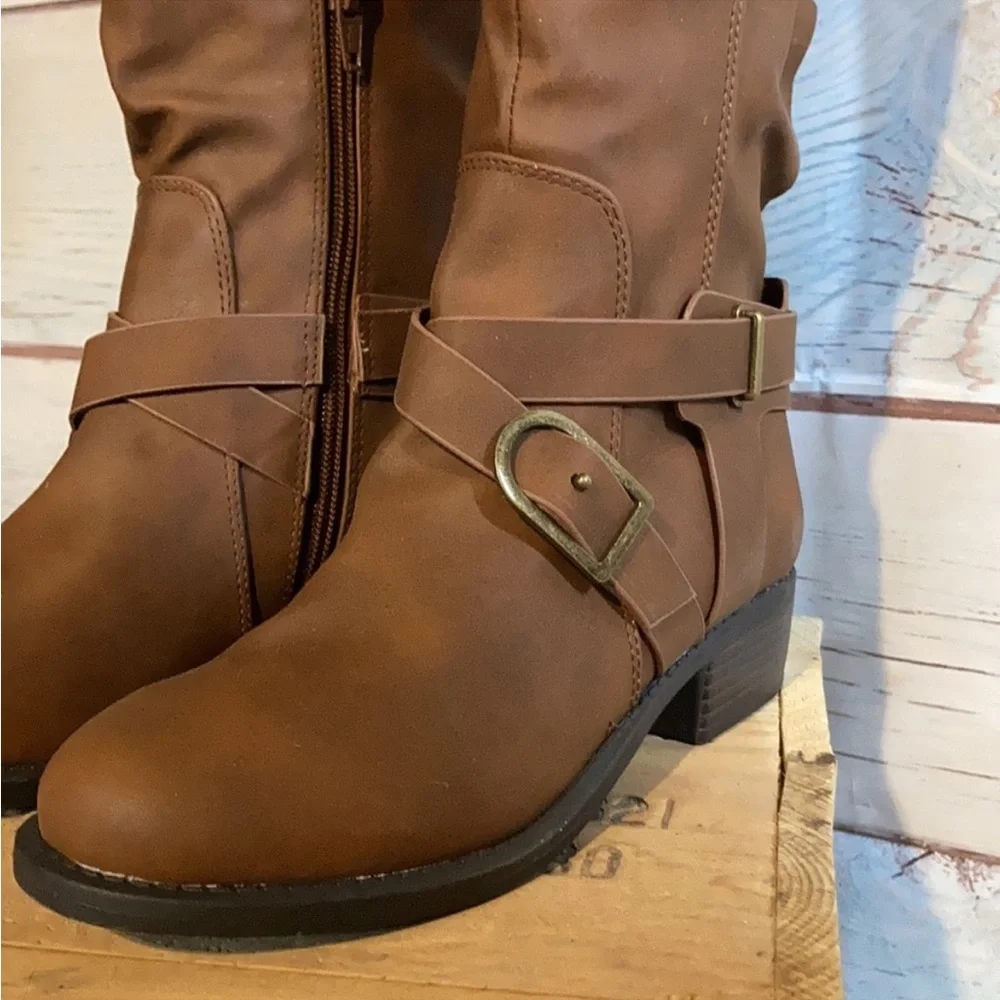 N/A wide brown